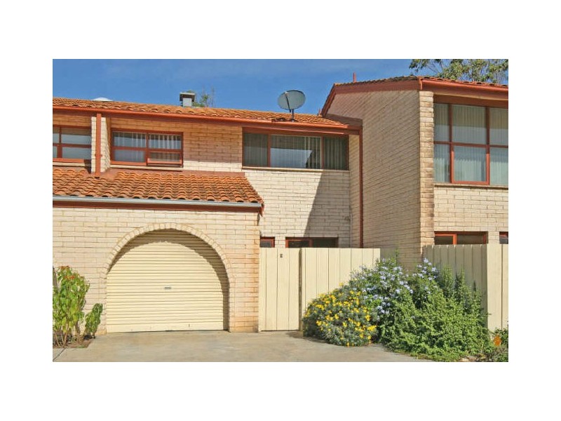2/7 Mooloola Way, West Lakes Shore SA 5020