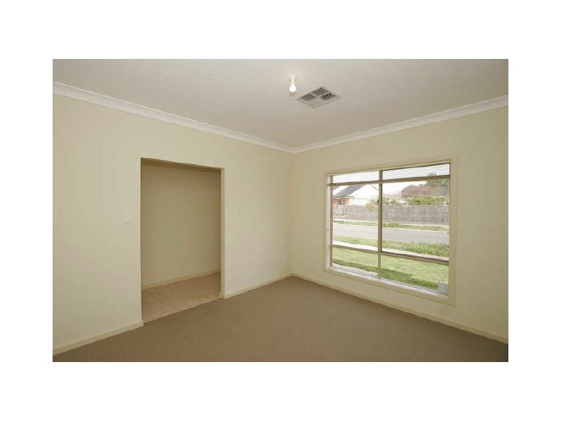 2 Chapman Street, Findon SA 5023