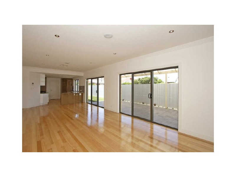 17a Glenavon Street, Woodville South SA 5011