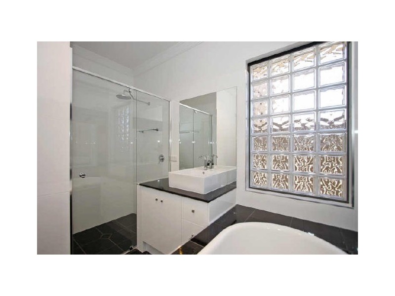 17a Glenavon Street, Woodville South SA 5011