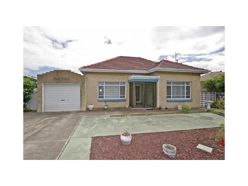 14 Chapman Road, Mansfield Park SA 5012