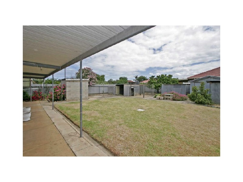 14 Chapman Road, Mansfield Park SA 5012