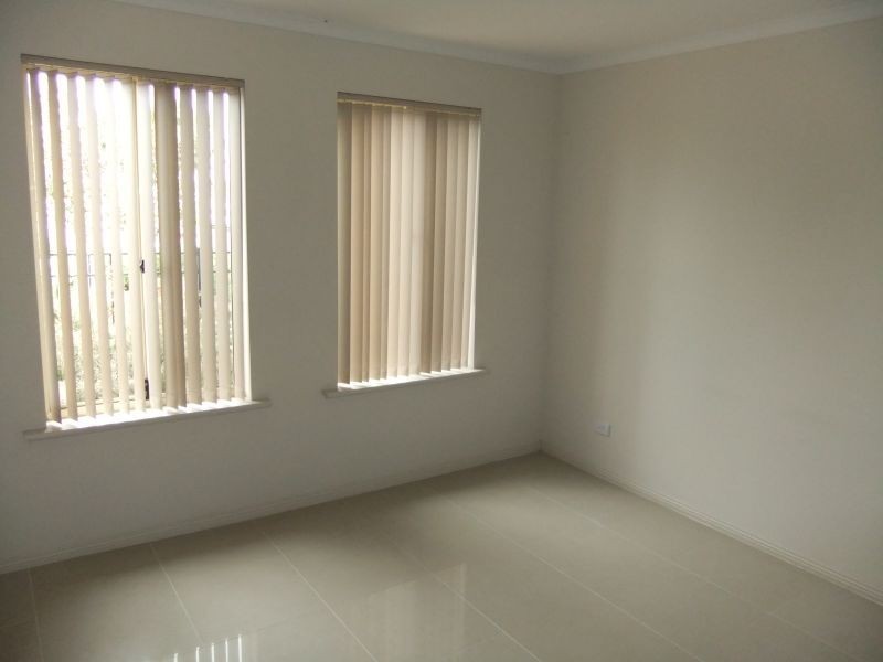 16 Yellow Gum Avenue, Athol Park SA 5012