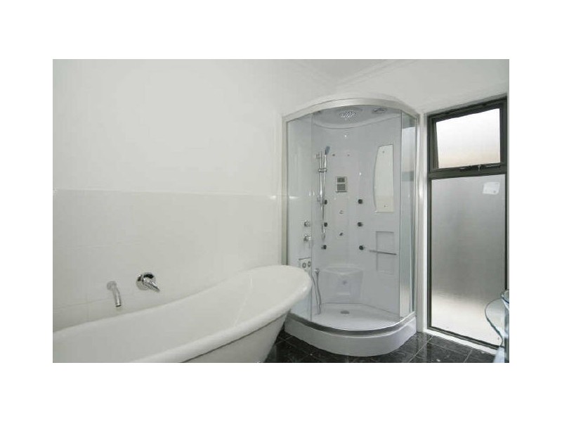 8C Fidock Avenue, Seaton SA 5023