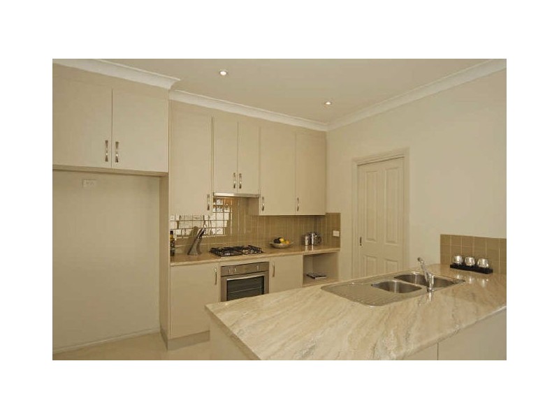 17 Fawnbrake Crescent, West Beach SA 5024