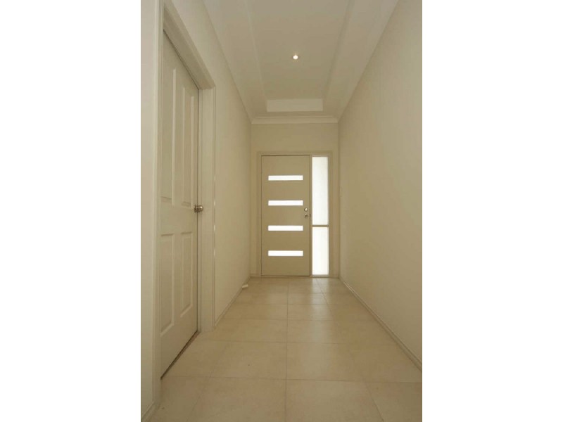 17 Fawnbrake Crescent, West Beach SA 5024