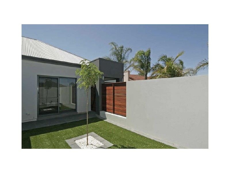 5a Douglas Street, Flinders Park SA 5025