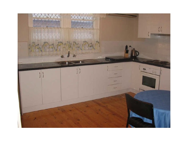 8 Rondo Avenue, Findon SA 5023