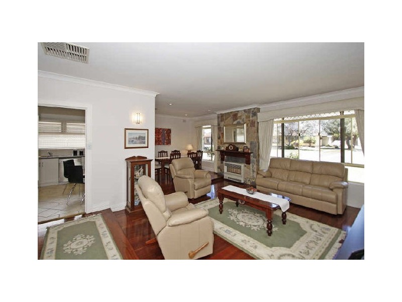14 Columbine Avenue, West Lakes Shore SA 5020