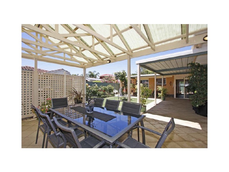 14 Columbine Avenue, West Lakes Shore SA 5020