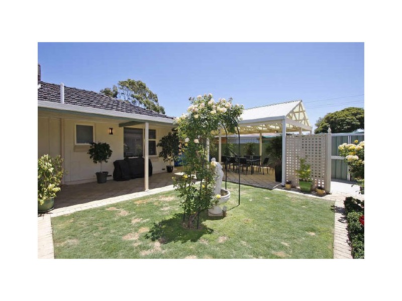 14 Columbine Avenue, West Lakes Shore SA 5020
