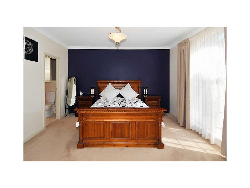 11 Rosemary Street, Woodville West SA 5011