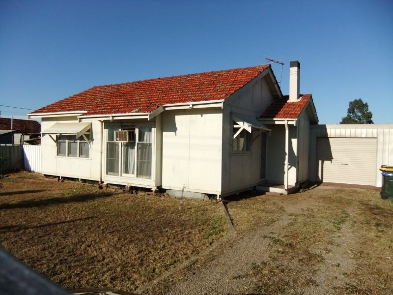 121 Hanson Road, Woodville North SA 5012