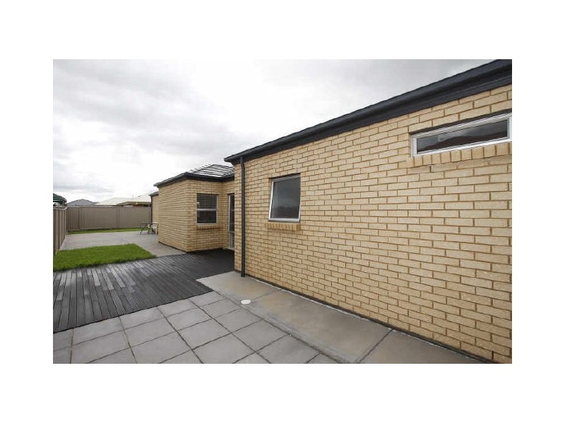 18 Norman Street, Angle Park SA 5010