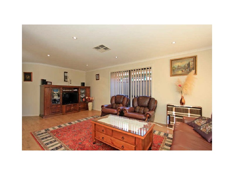 26 Kent Street, Mansfield Park SA 5012