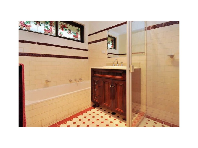 32 Meakin Terrace, Seaton SA 5023