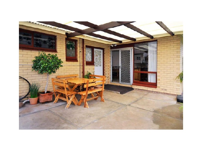 32 Meakin Terrace, Seaton SA 5023