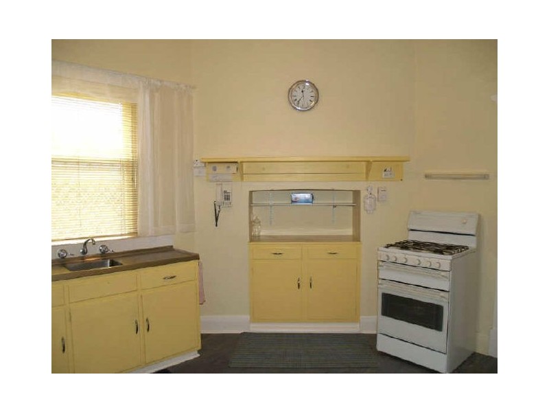 4 Voules Street, Taperoo SA 5017