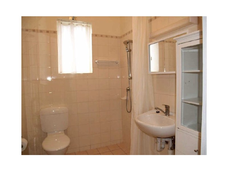 4 Voules Street, Taperoo SA 5017