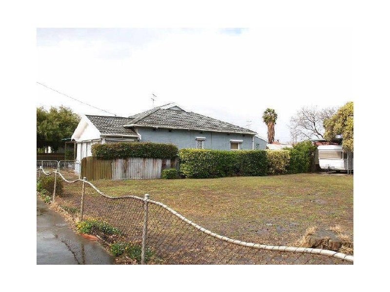 4 Voules Street, Taperoo SA 5017