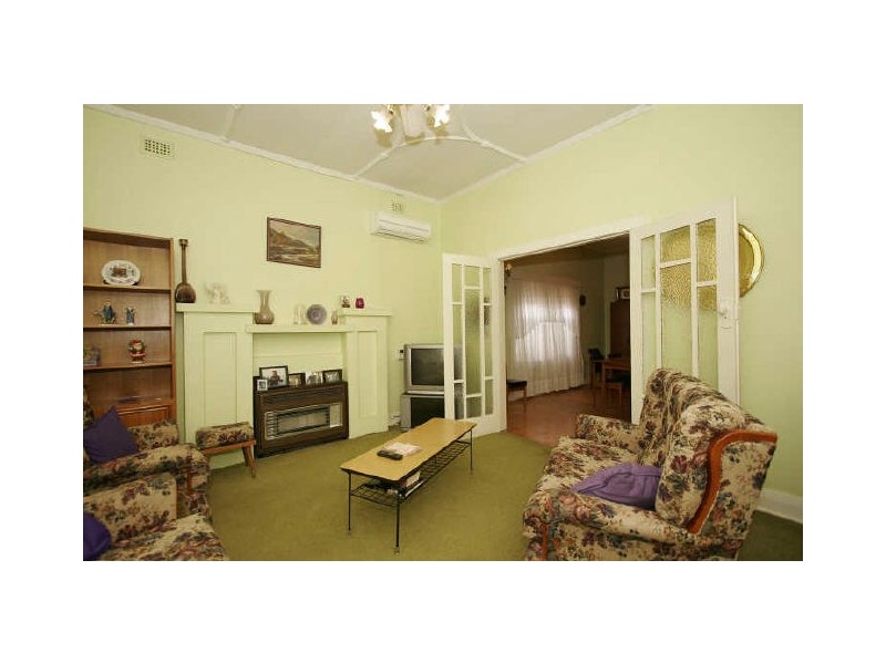 14 Glenhuntley Street, Woodville South SA 5011