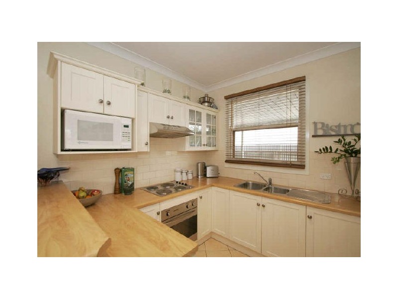 11 Queen Street, Pennington SA 5013
