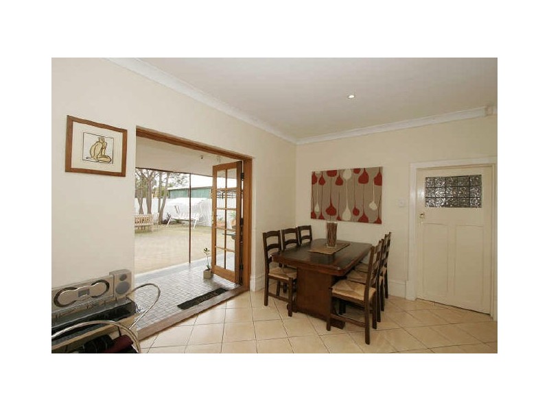 11 Queen Street, Pennington SA 5013