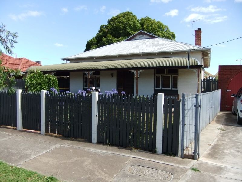 2 Victoria Street, Albert Park SA 5014