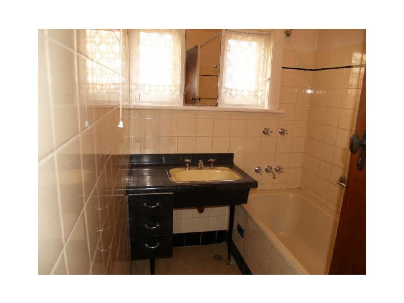 23 Days Road, Croydon Park SA 5008