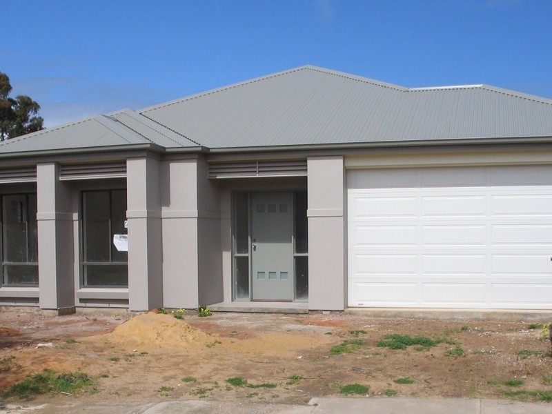 17a Fawnbrake Crescent, West Beach SA 5024