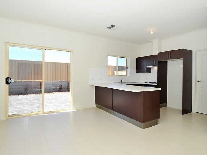 15 Brookman Street, Osborne SA 5017