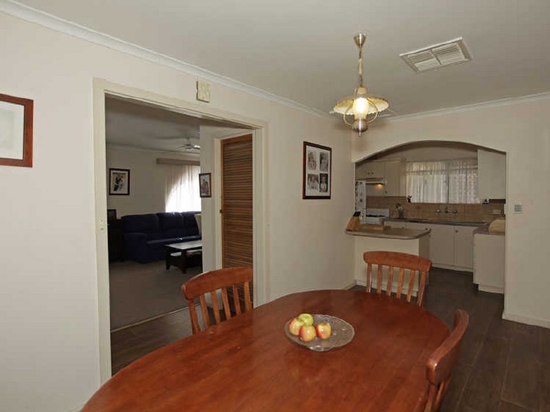 3 Annalisa Court, Gulfview Heights SA 5096