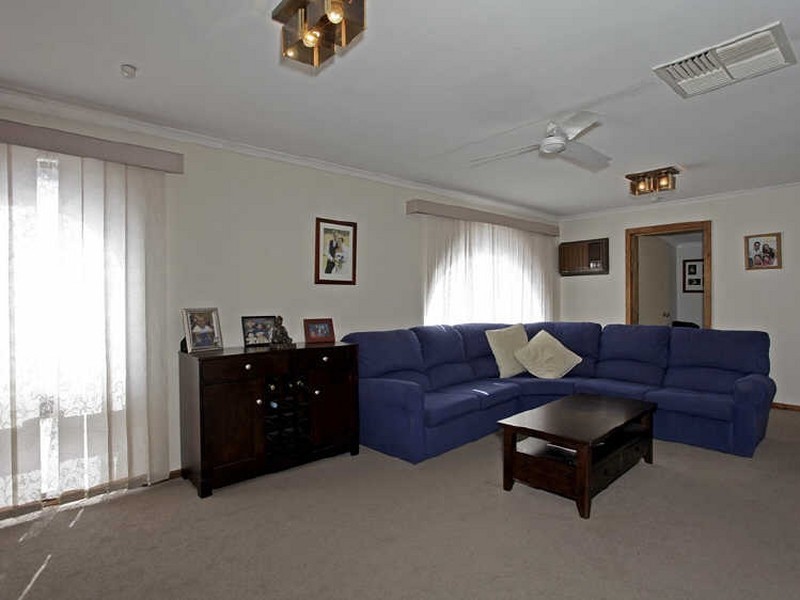 3 Annalisa Court, Gulfview Heights SA 5096