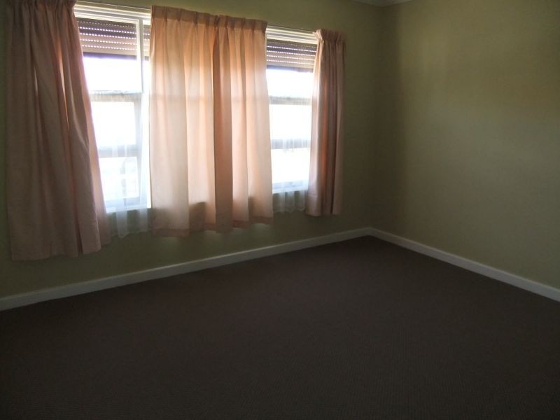 10 Elizabeth Street, Rosewater SA 5013