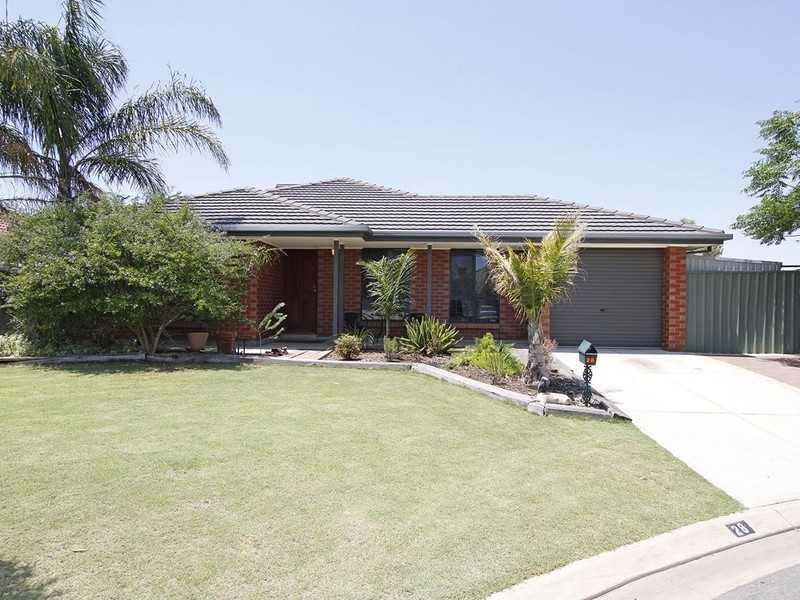 28 Lakeside Drive, Paralowie SA 5108