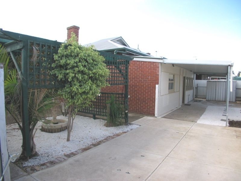 18 Princess Street, Pennington SA 5013