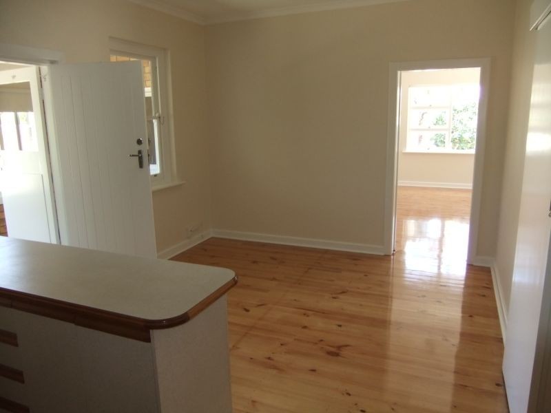 2 Radstock Street, Woodville SA 5011