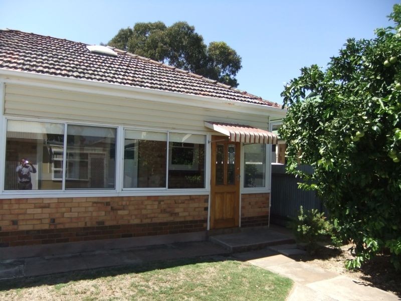 2 Radstock Street, Woodville SA 5011