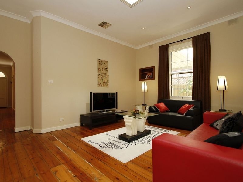 18a Newcastle Street, Rosewater SA 5013