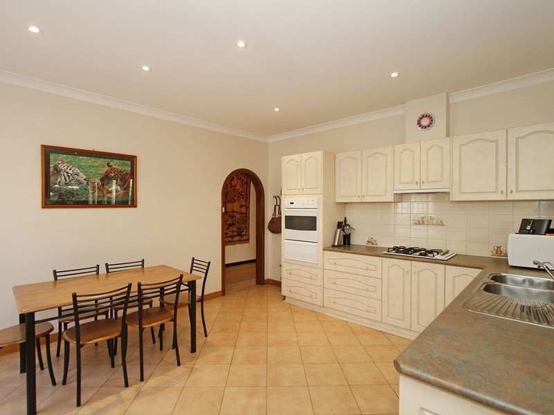 20 Shandon Avenue, Seaton SA 5023