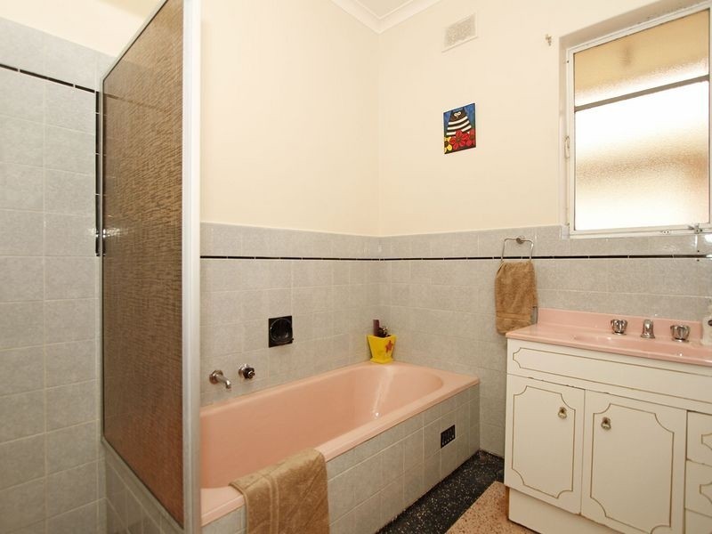 20 Shandon Avenue, Seaton SA 5023