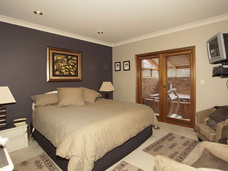 25 Wilford Avenue, Seaton SA 5023