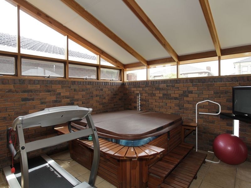 25 Wilford Avenue, Seaton SA 5023