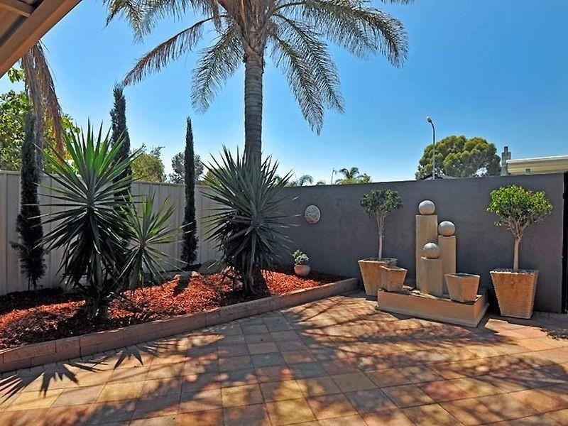 27 Torrens Crescent, Pennington SA 5013