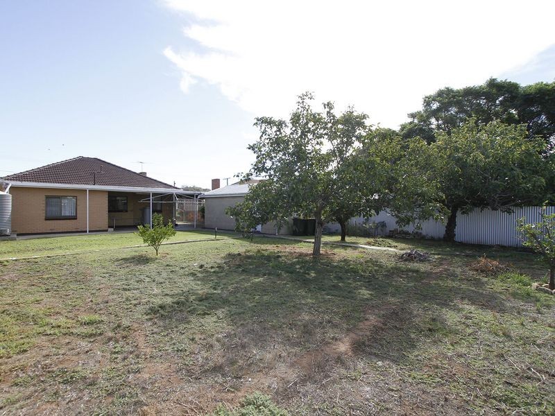 106 Humphries Terrace, Woodville Gardens SA 5012