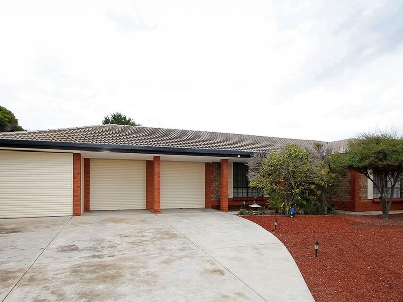 8 Shore Court, West Lakes Shore SA 5020