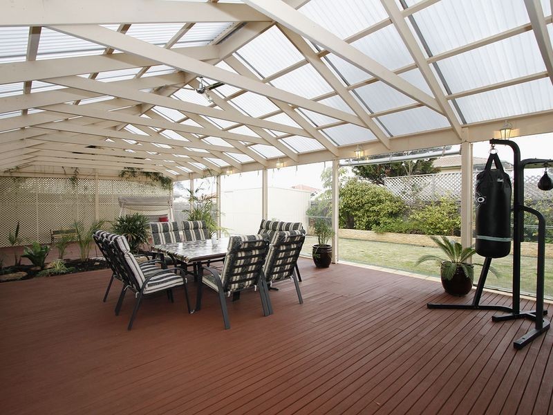 8 Shore Court, West Lakes Shore SA 5020