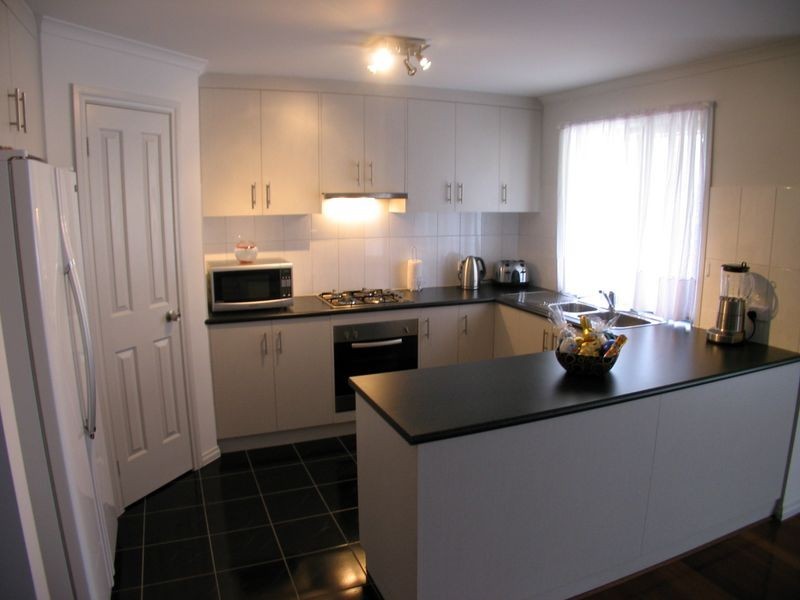 2A Raymond Avenue, Seaton SA 5023