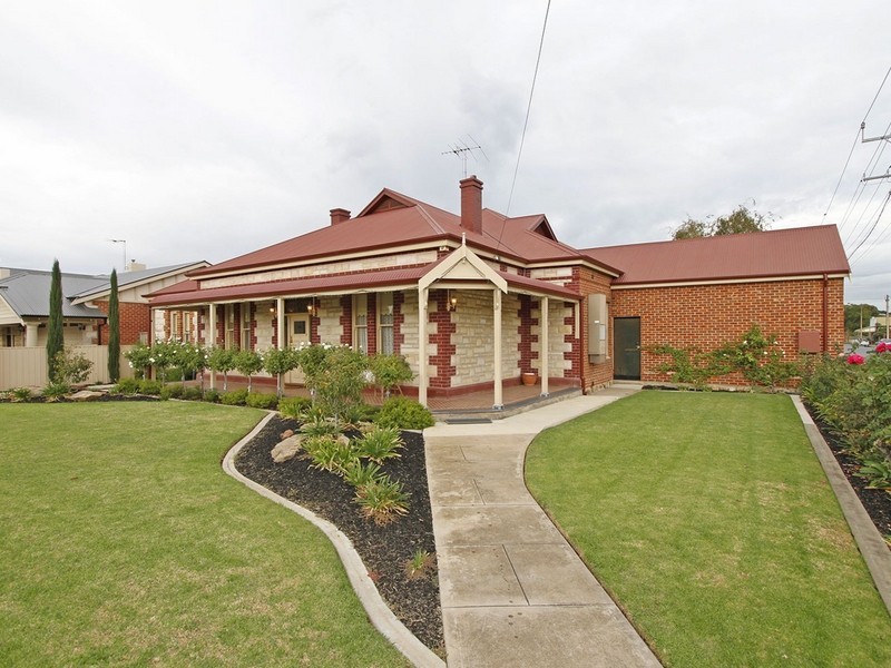 2 Seventh Avenue, Cheltenham SA 5014