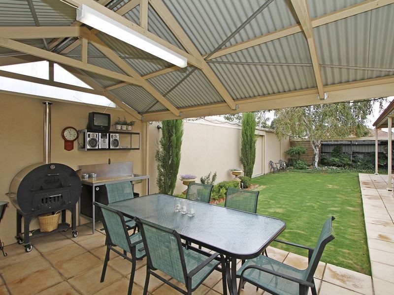 2 Seventh Avenue, Cheltenham SA 5014